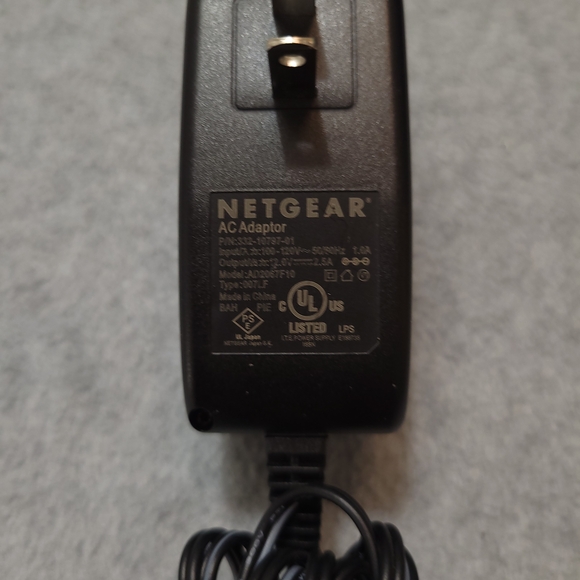 NETGEAR WiFi Router AC2600 - Picture 4 of 9